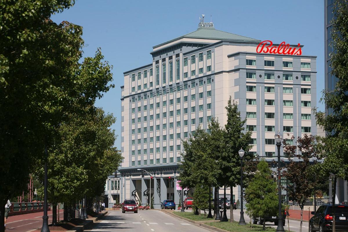 Bally'S Evansville Casino & Hotel Екстериор снимка