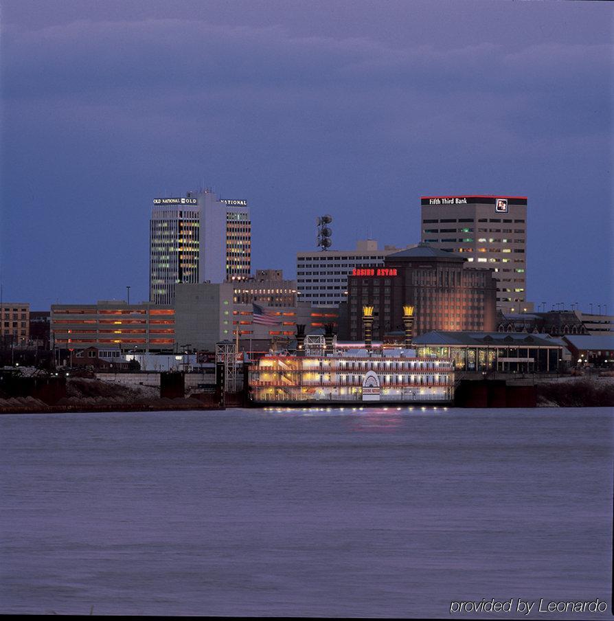 Bally'S Evansville Casino & Hotel Екстериор снимка