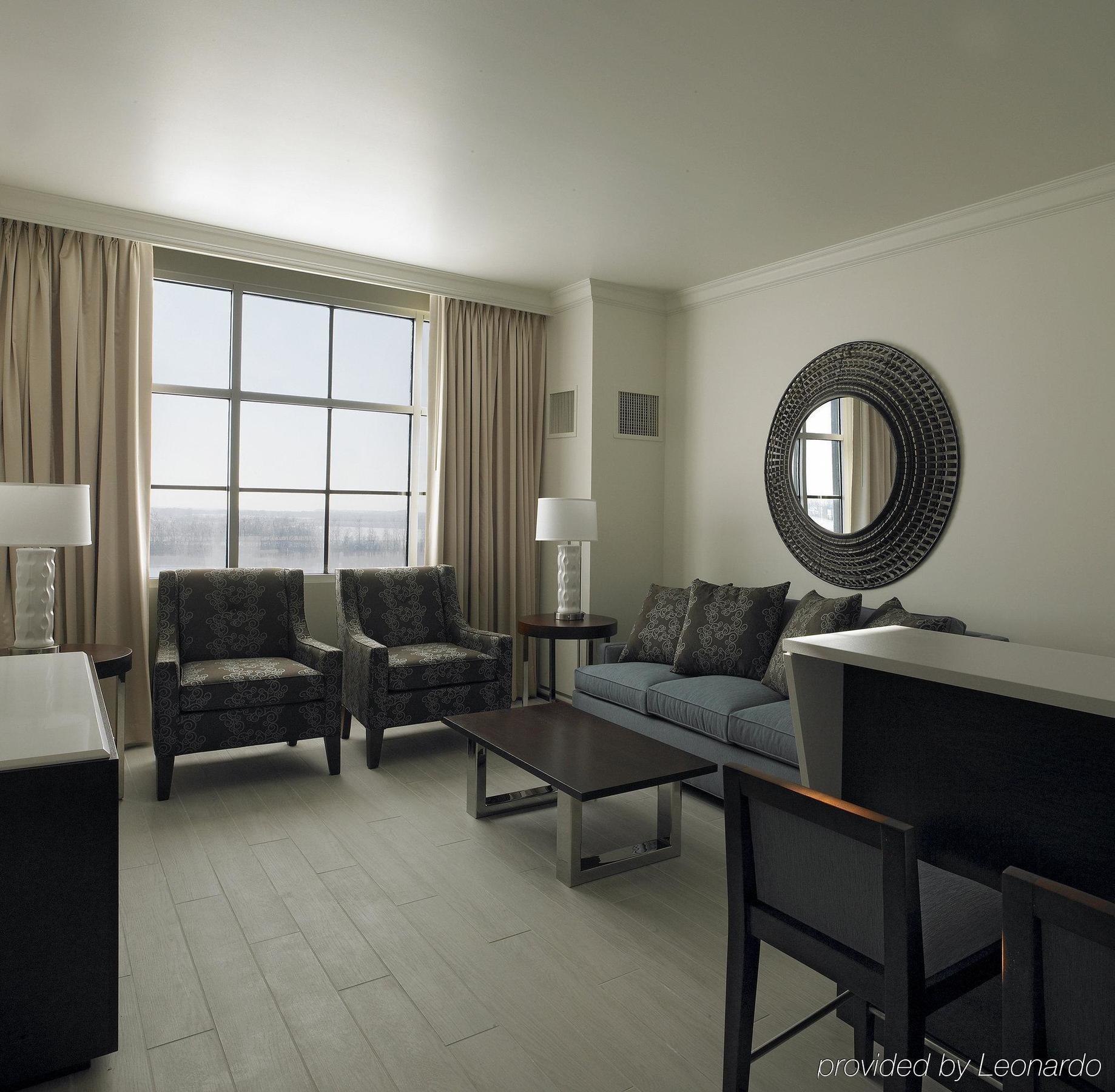 Bally'S Evansville Casino & Hotel Екстериор снимка