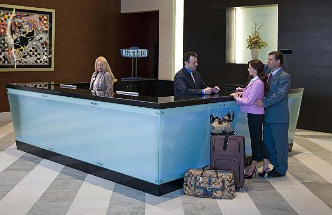 Bally'S Evansville Casino & Hotel Екстериор снимка